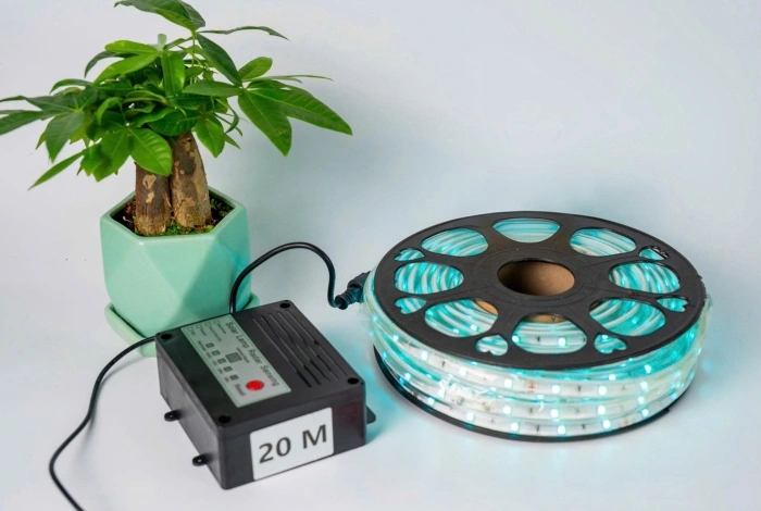 Đèn LED DÂY RGB ĐỔI MÀU TỰ ĐỘNG (20M - 200W)