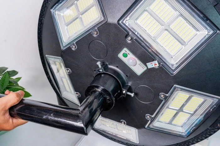 Đèn năng lượng mặt trời UFO JINDIAN 800w